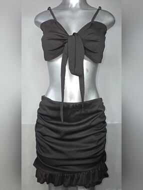 Two Piece Ruffle Skirt Set and Tie Adjustable Strap XL Black